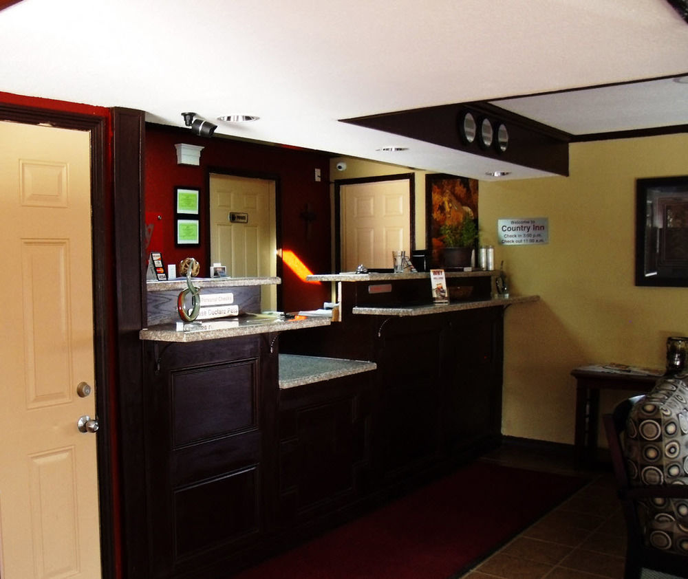 Country Inn Sterling Bagian luar foto